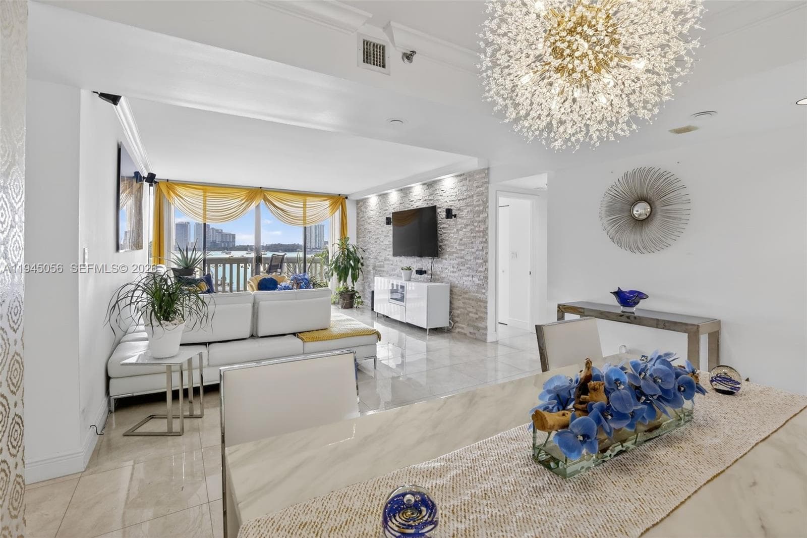 1000 Island Blvd 312 photo 1