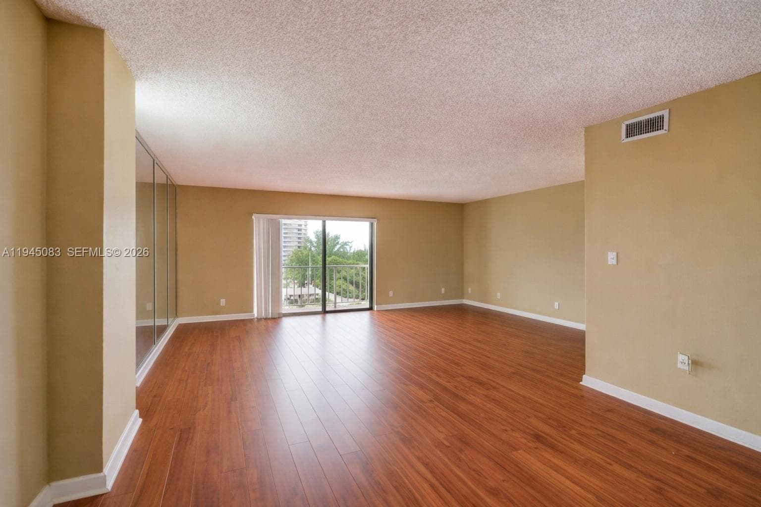 1650 NE 115th St 505 photo 6