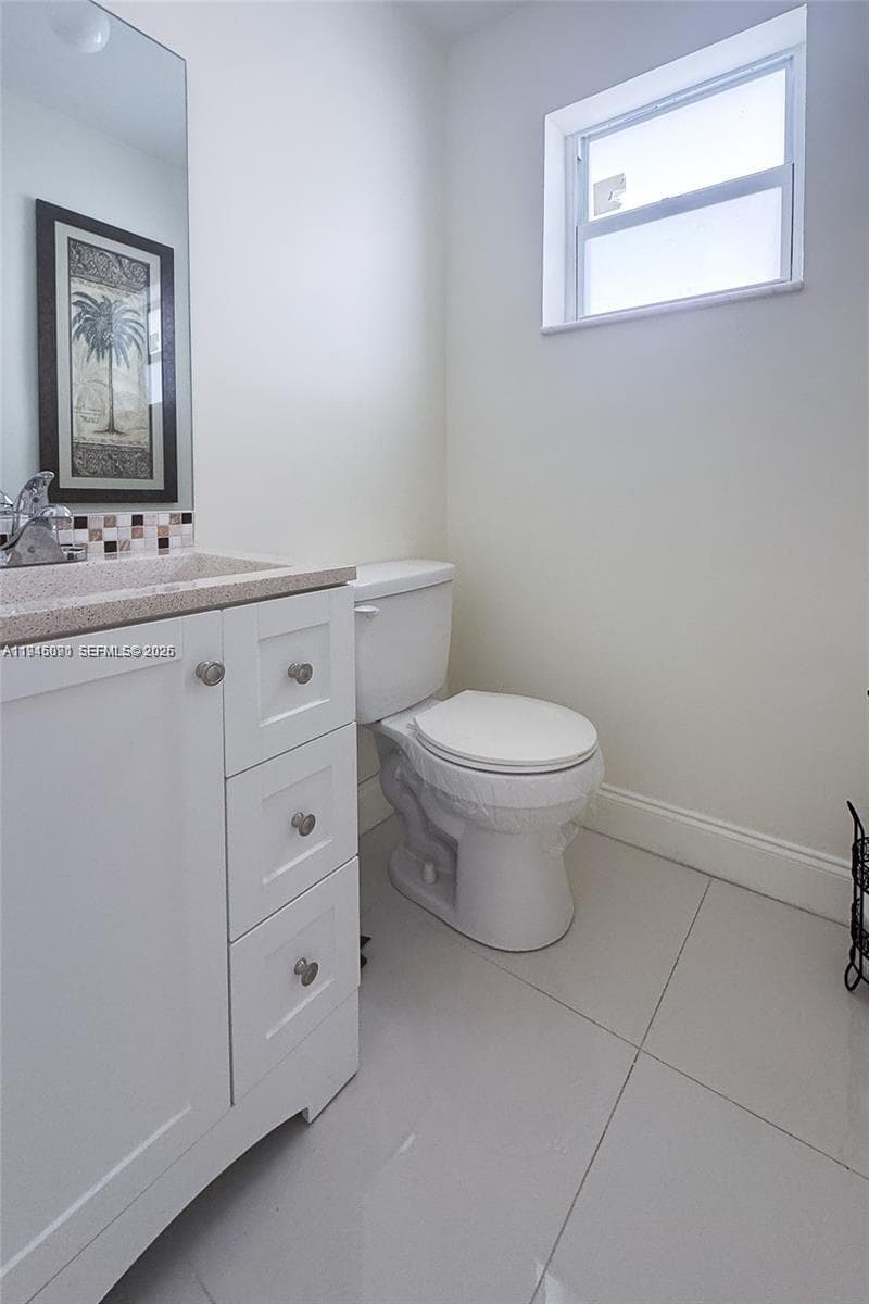 2600 Diana Dr 209 photo 13