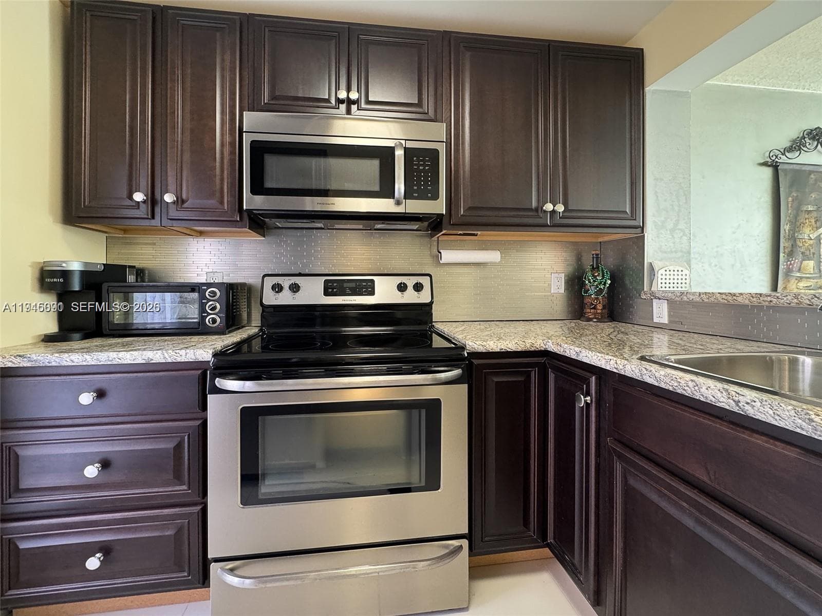 2600 Diana Dr 209 photo 5