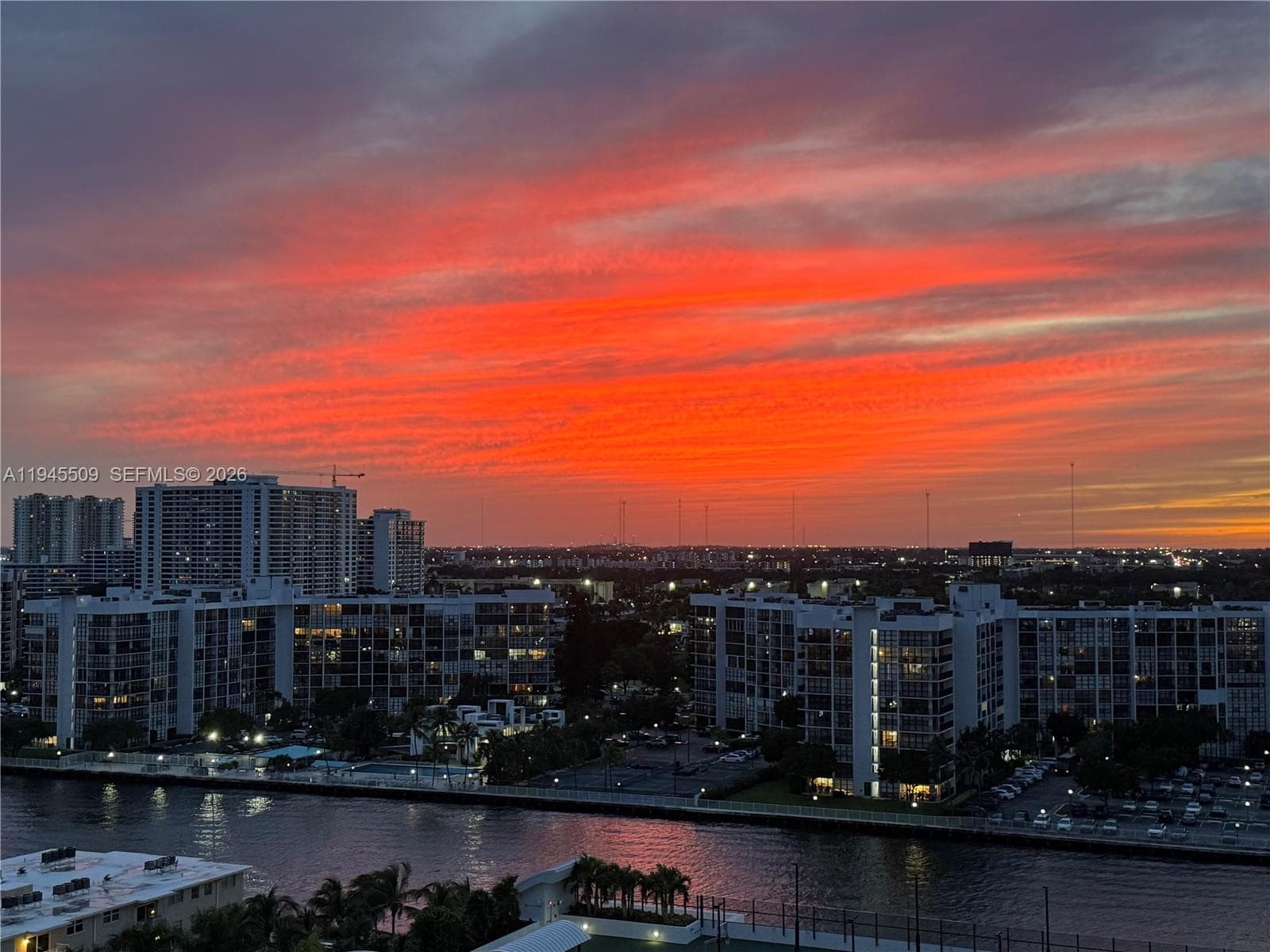 2501 Ocean Dr 1530 photo 12
