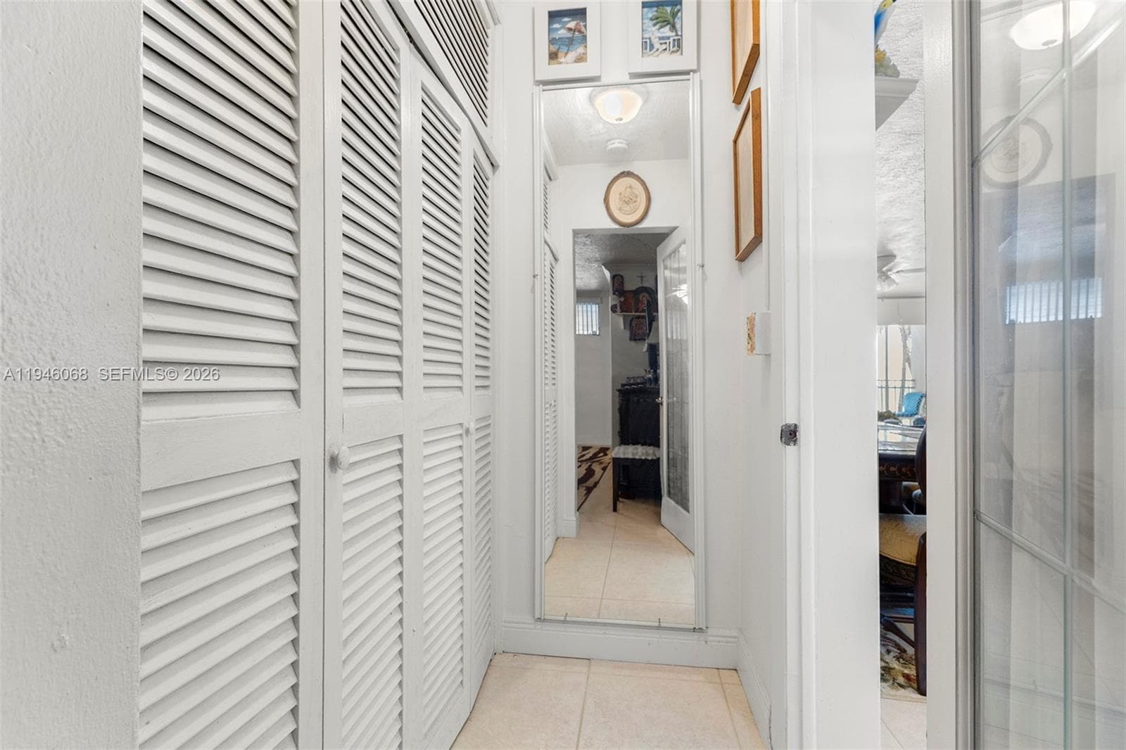 201 Van Buren St 205 photo 23