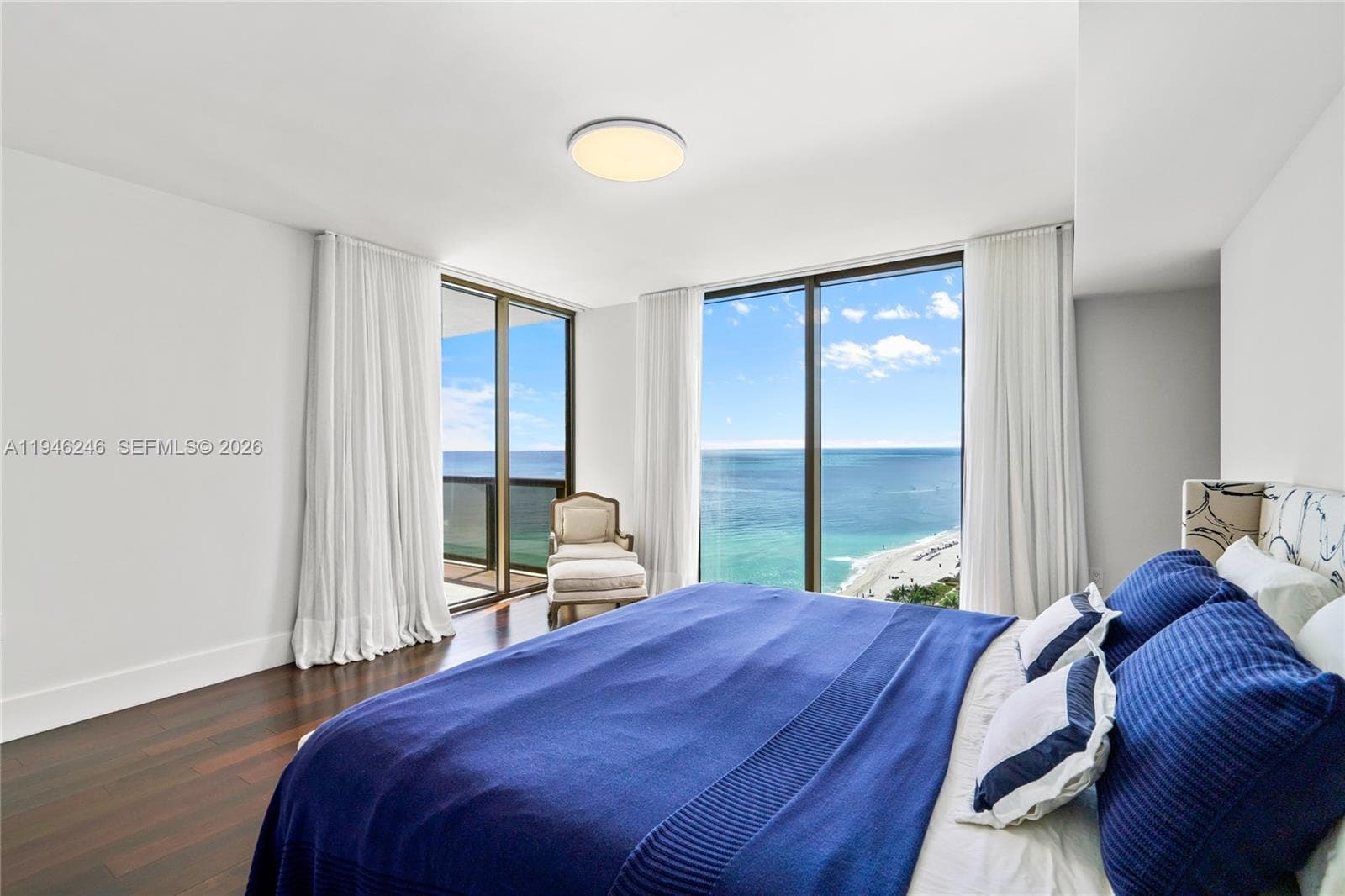 16275 Collins Ave 1501 photo 13