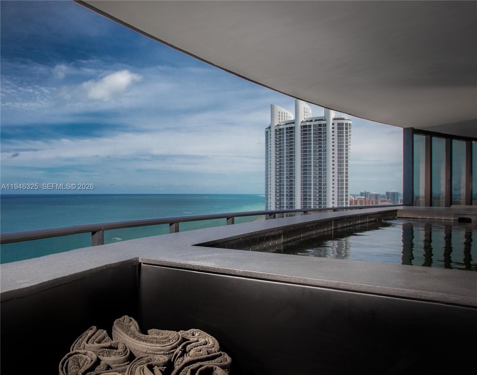 18555 Collins Ave 2601 photo 22