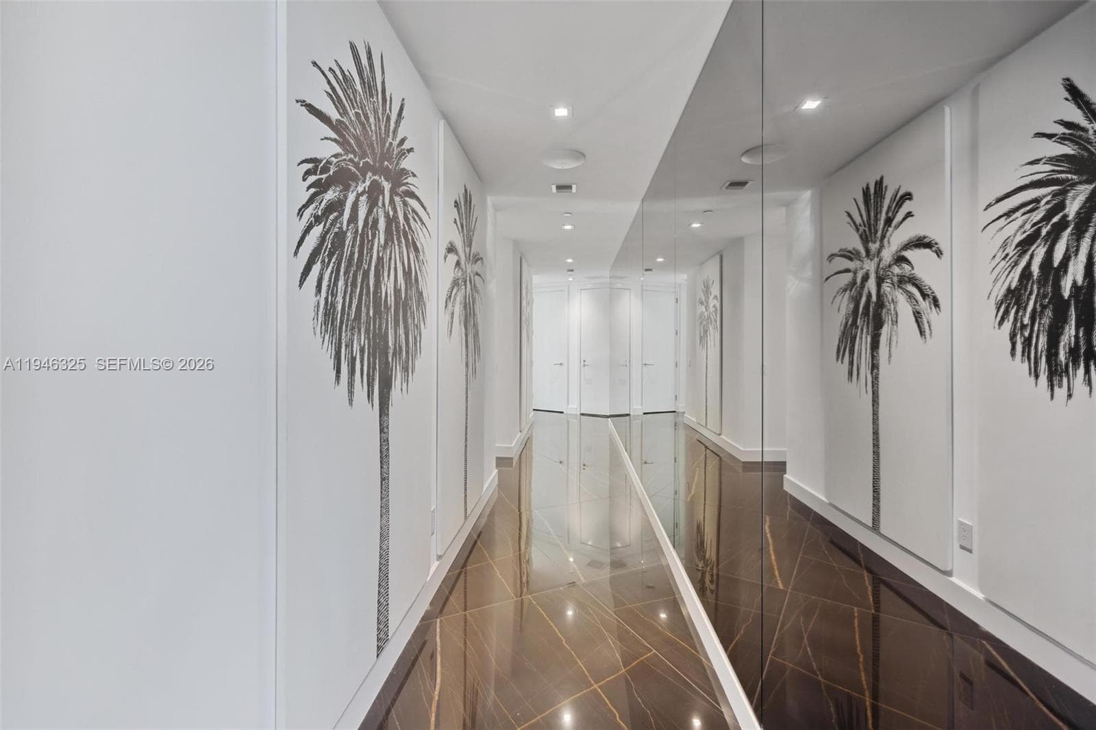 18555 Collins Ave 2601 photo 8