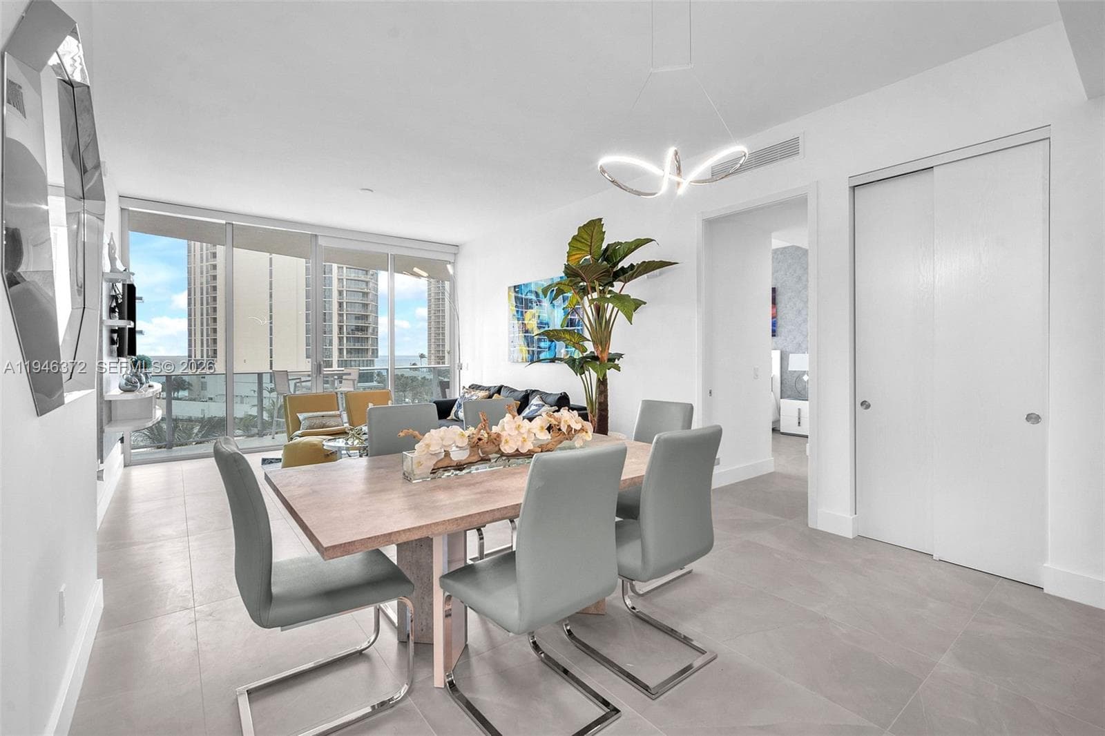 17550 Collins Ave 504 photo 6