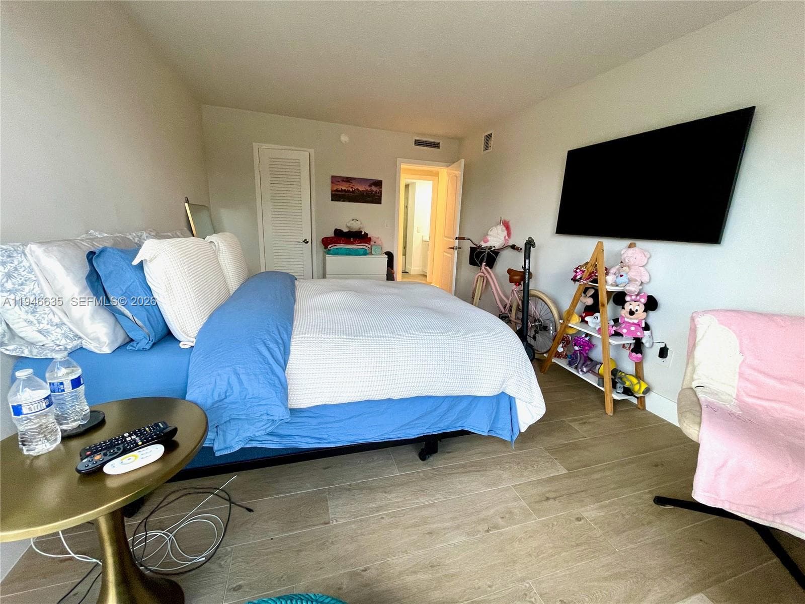 9800 W Bay Harbor Dr 404 photo 16