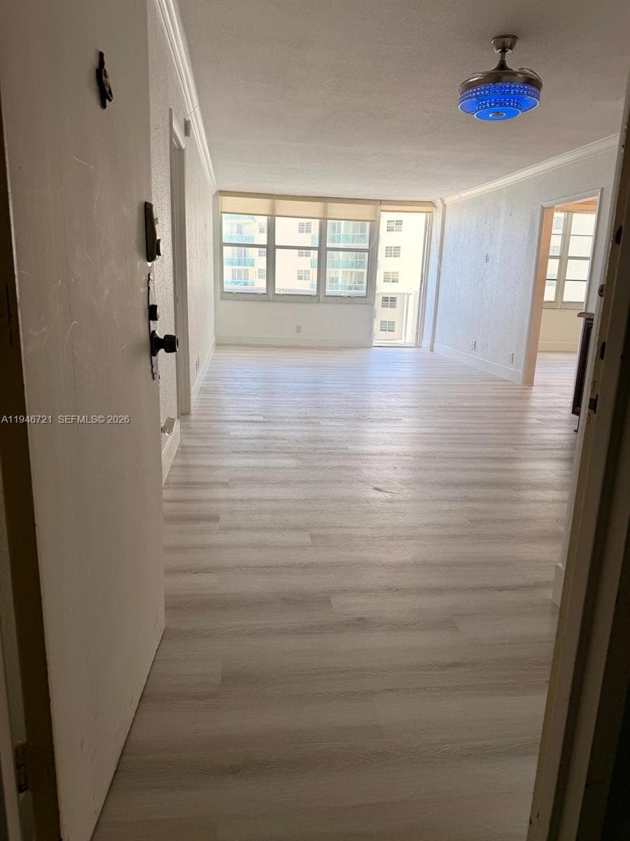 3725 S Ocean Dr 1116 photo 4