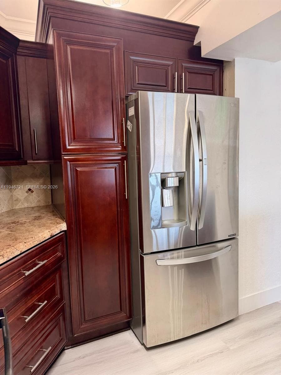 3725 S Ocean Dr 1116 photo 8