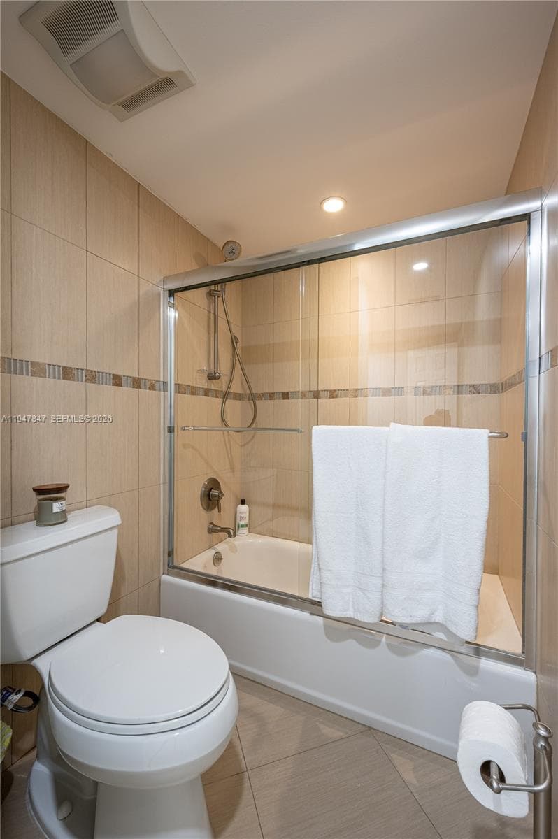 4001 Ocean Dr 9J photo 23