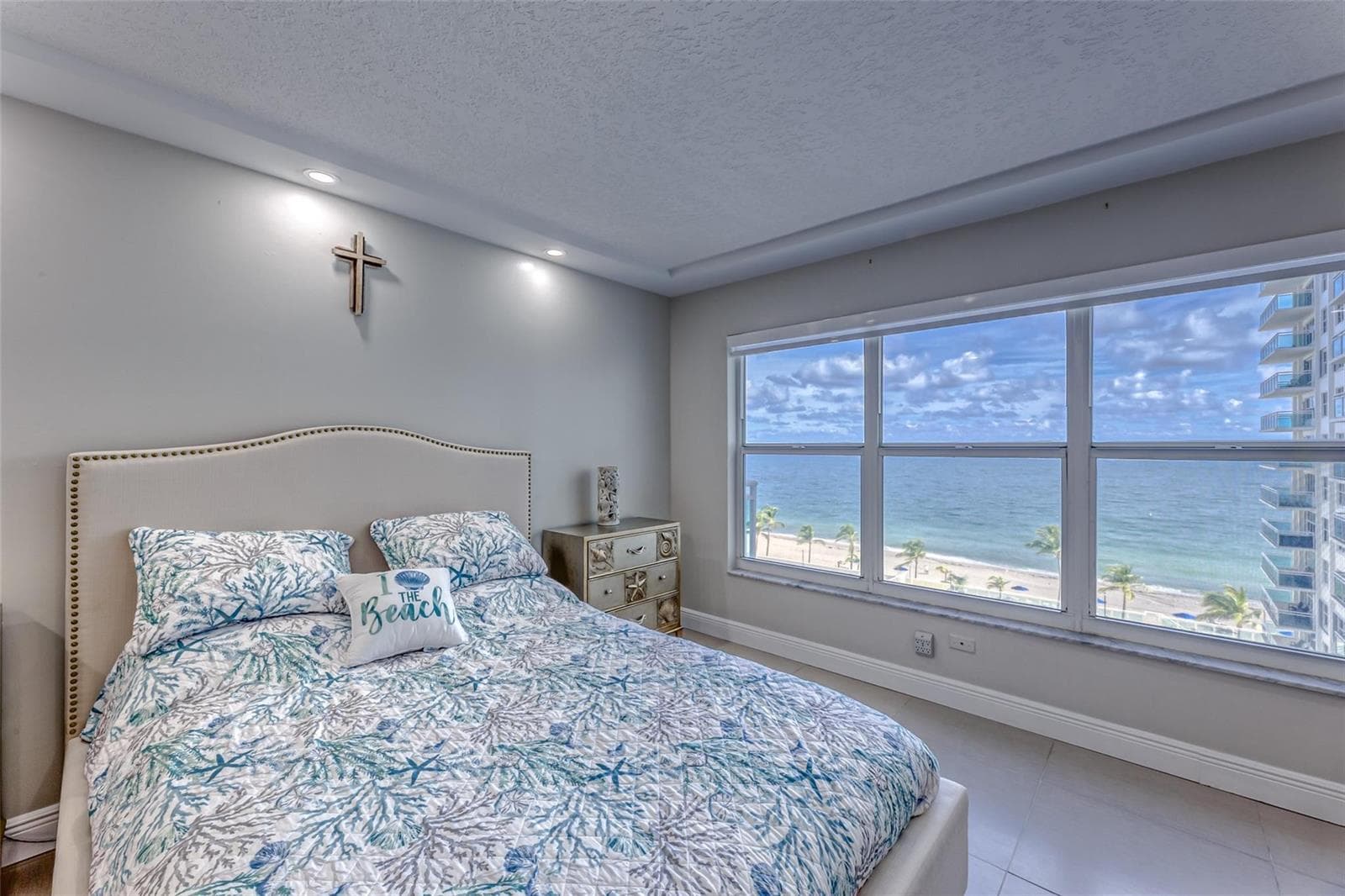 3900 Galt Ocean Drive 712 photo 6