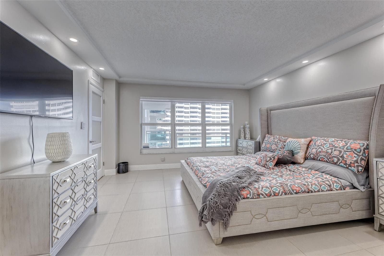 3900 Galt Ocean Drive 712 photo 17