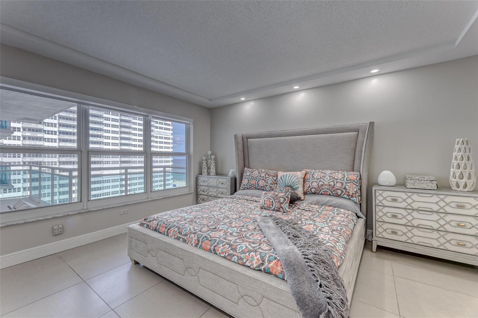 3900 Galt Ocean Drive 712 photo 18