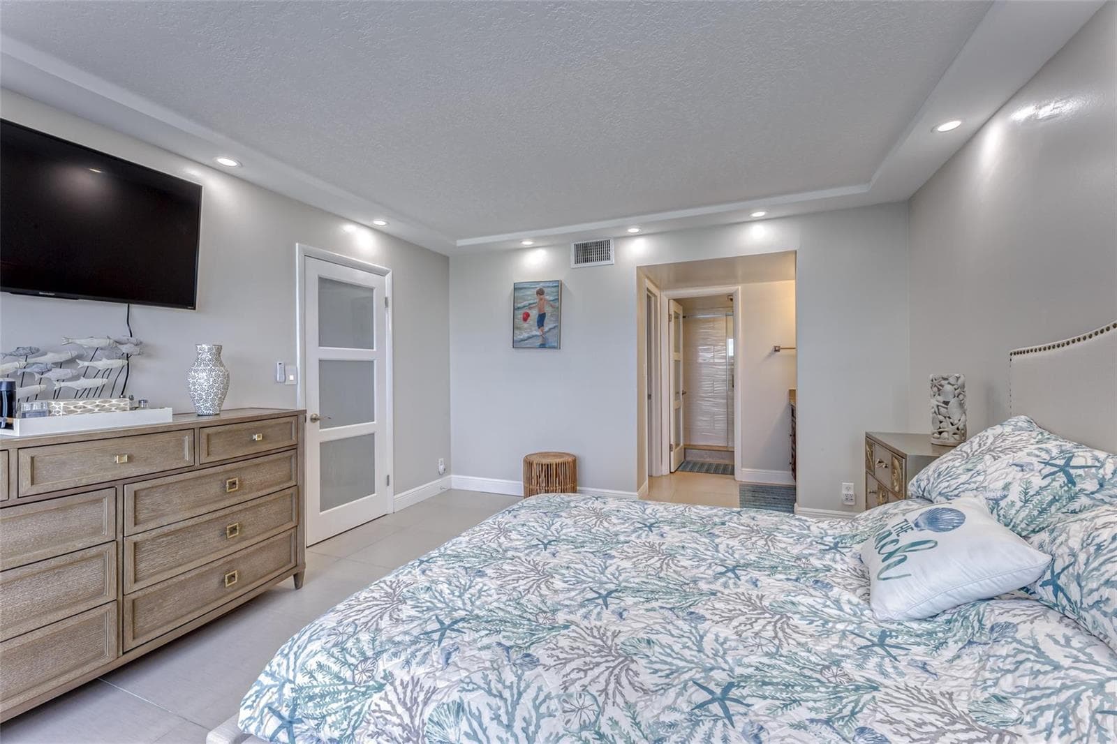 3900 Galt Ocean Drive 712 photo 8