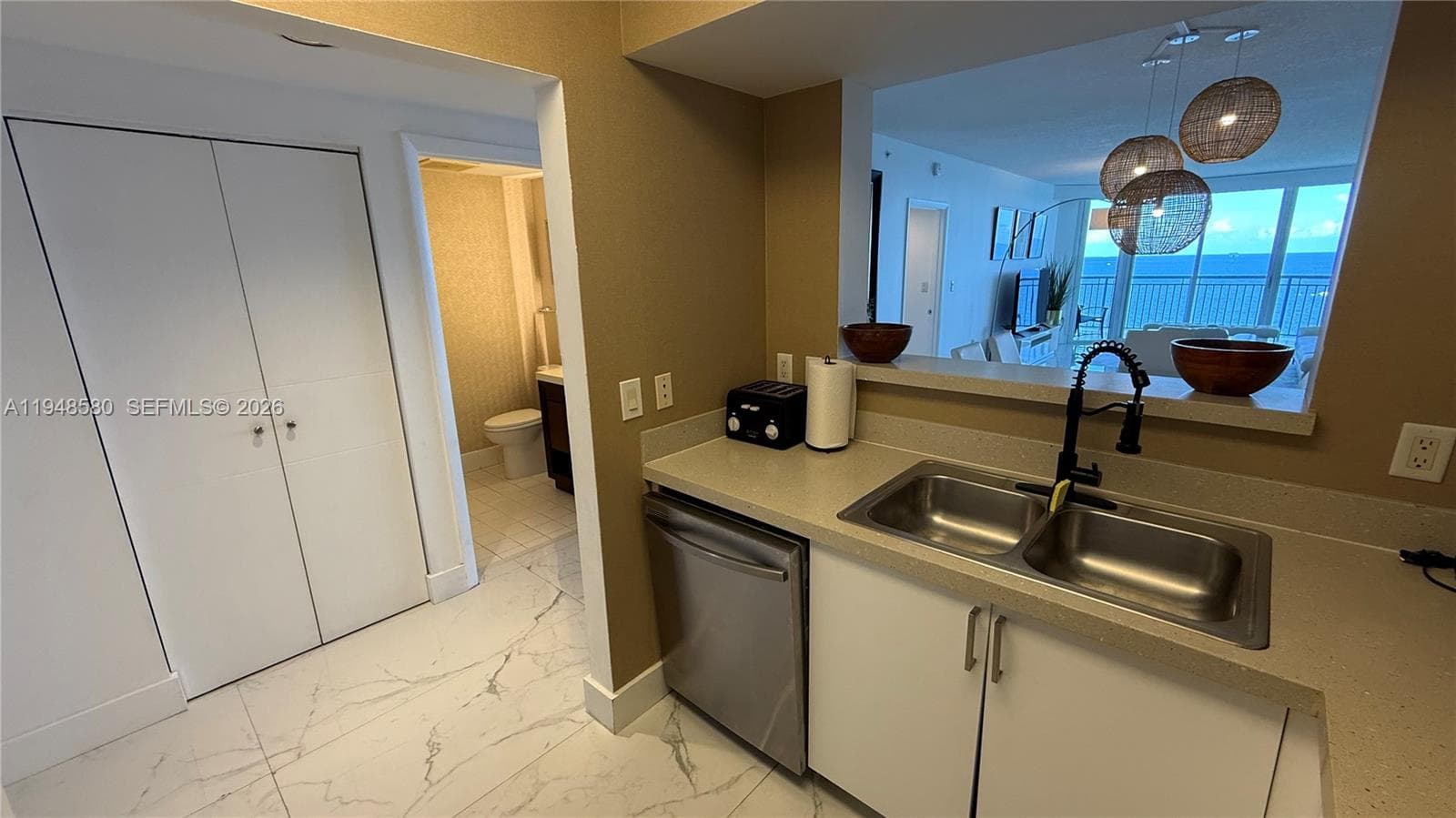 17375 Collins Ave 1901 photo 5