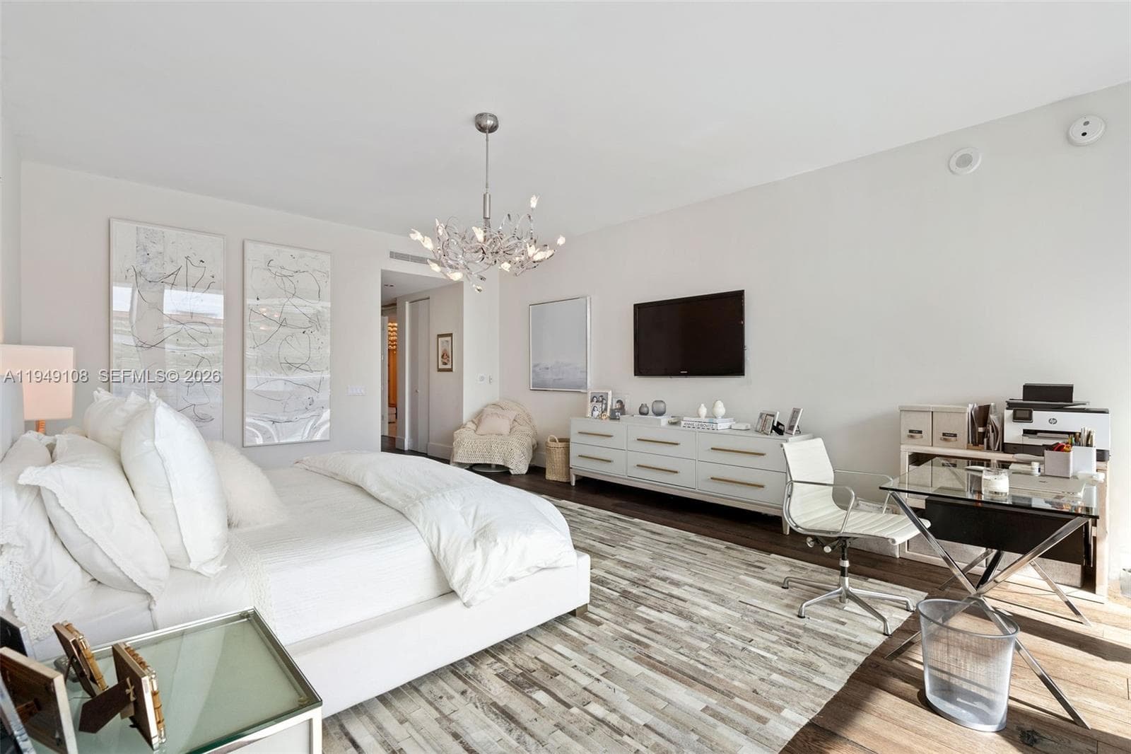 5959 Collins Ave 606 photo 23