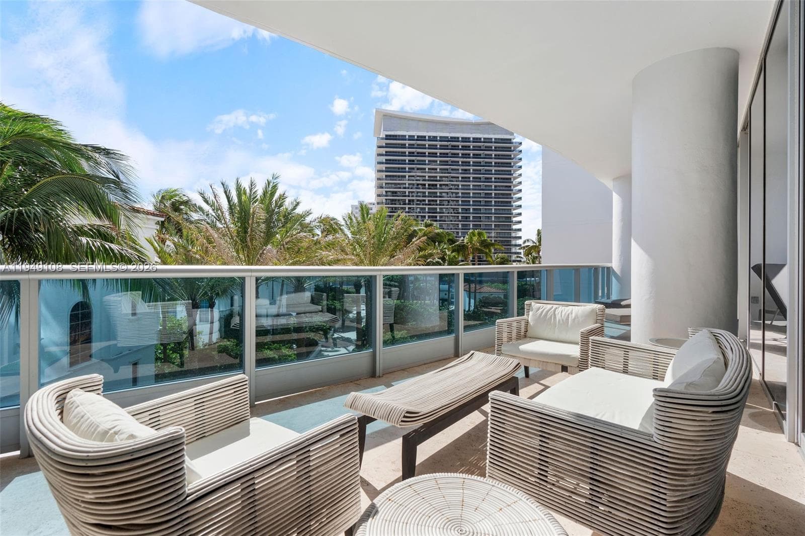 5959 Collins Ave 606 photo 10