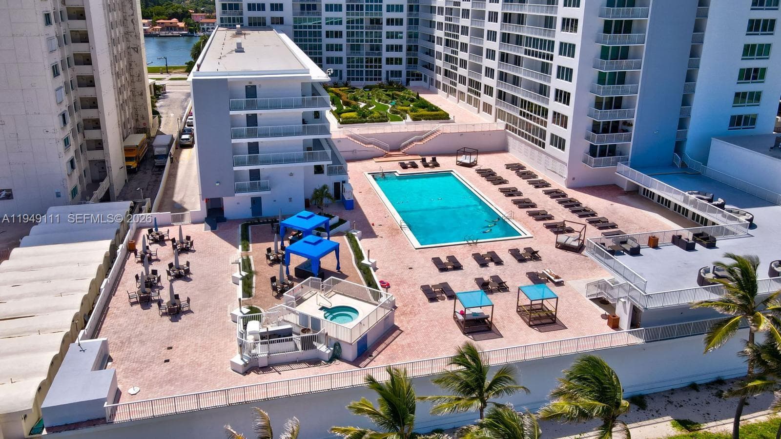 5401 Collins Ave 340 photo 24