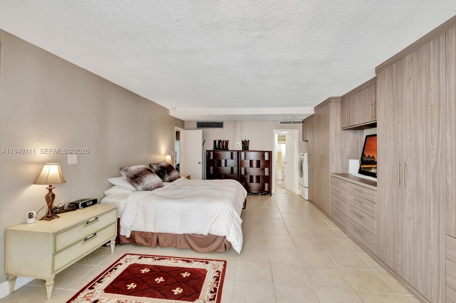 5401 Collins Ave 340 photo 15