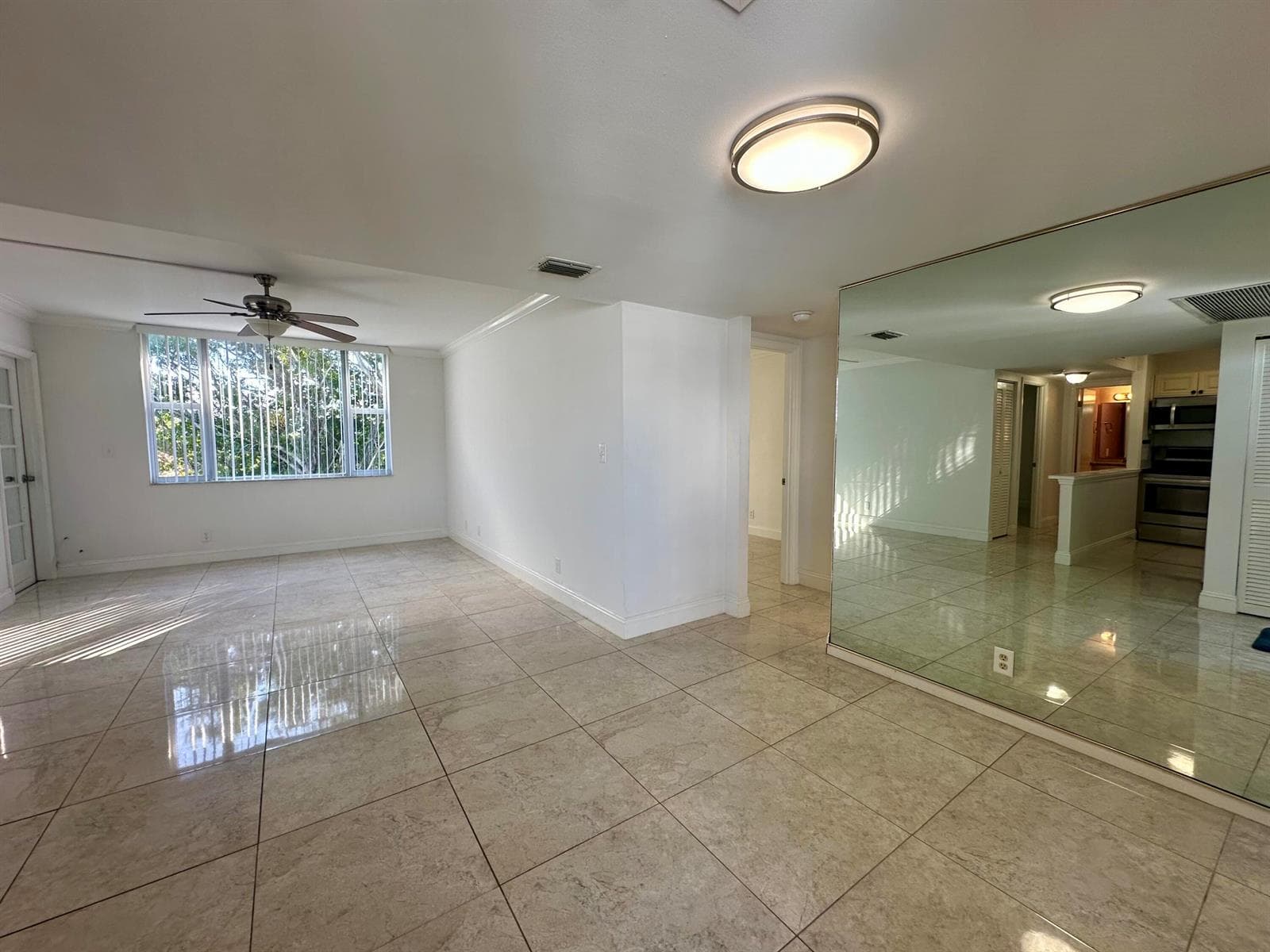1810 New Palm Way 417 photo 11