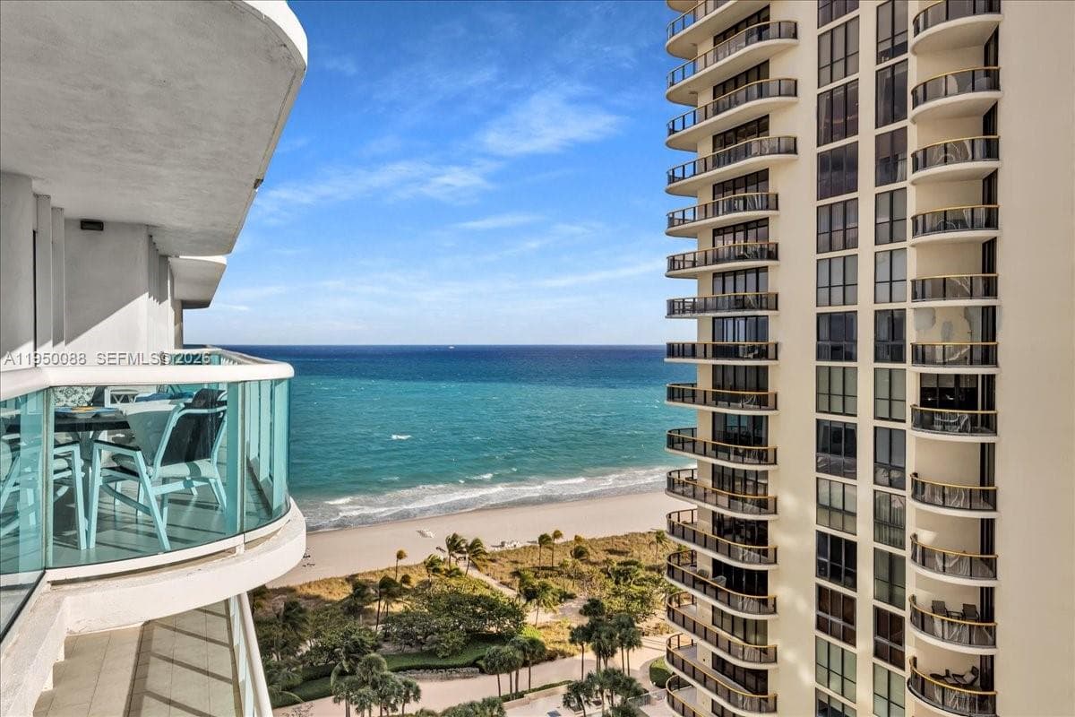 10101 Collins Ave 16B + CAB photo 17