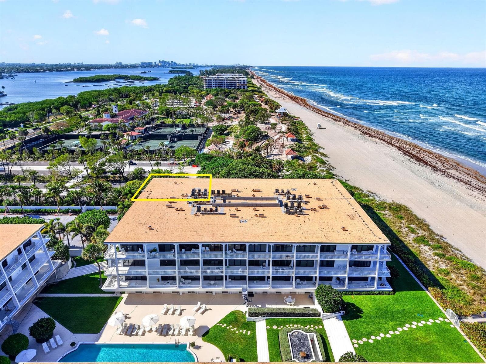 2275 S Ocean Boulevard 305n photo 3