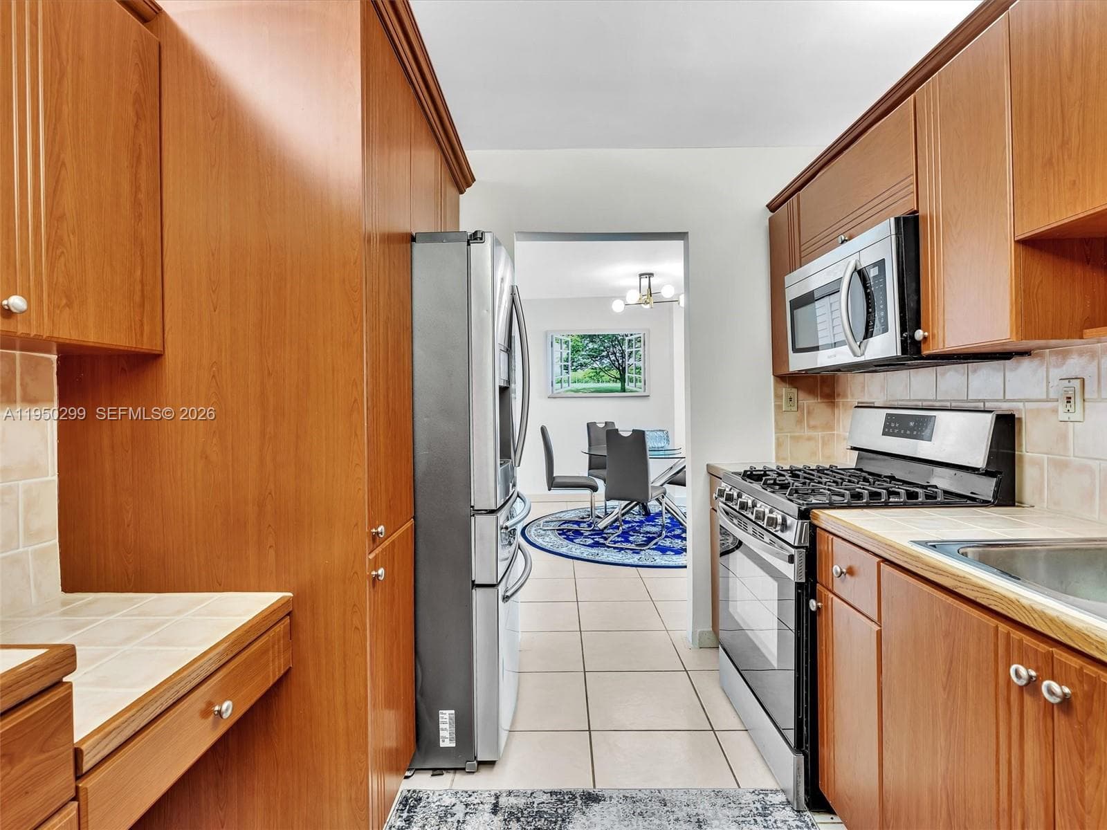3140 Ocean Dr 206 photo 18