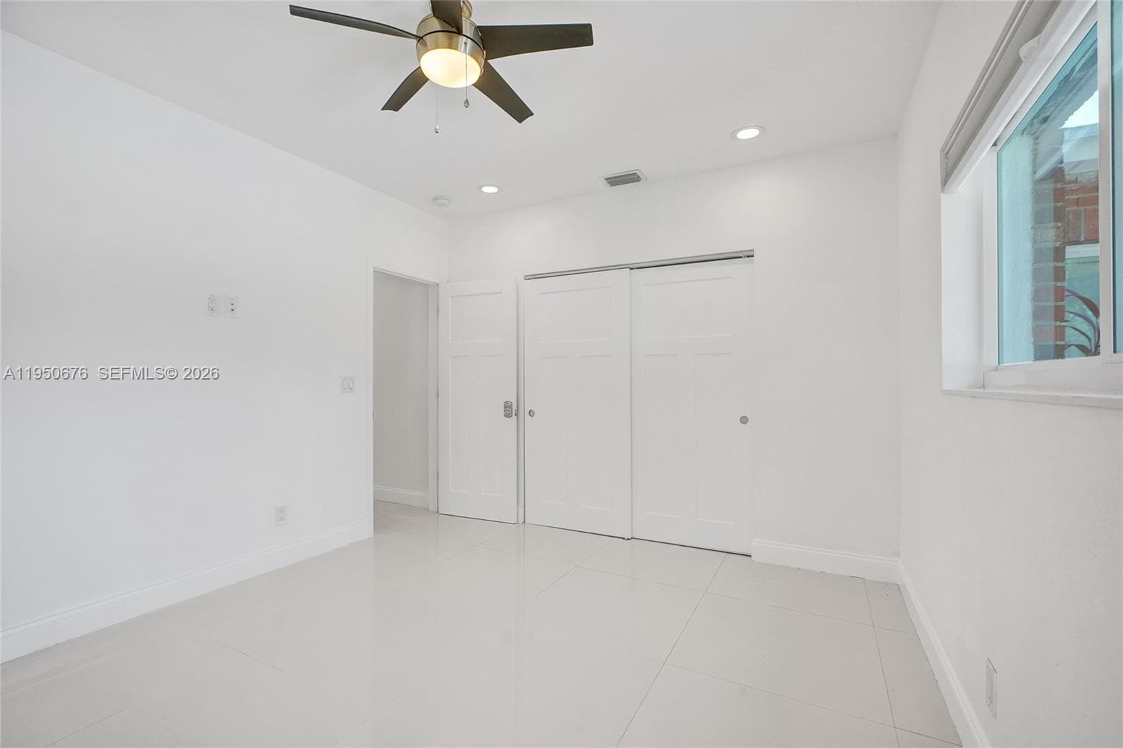1995 Hibiscus Dr photo 25
