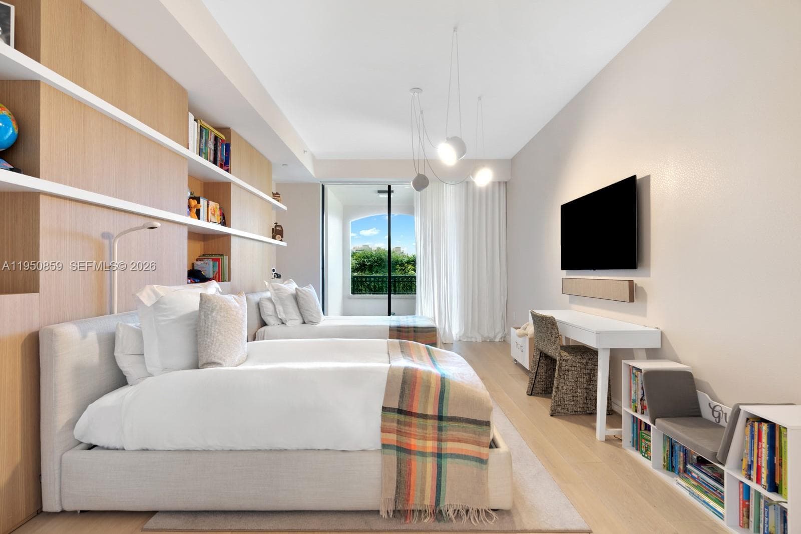 6800 Fisher Island Dr 6822 photo 23