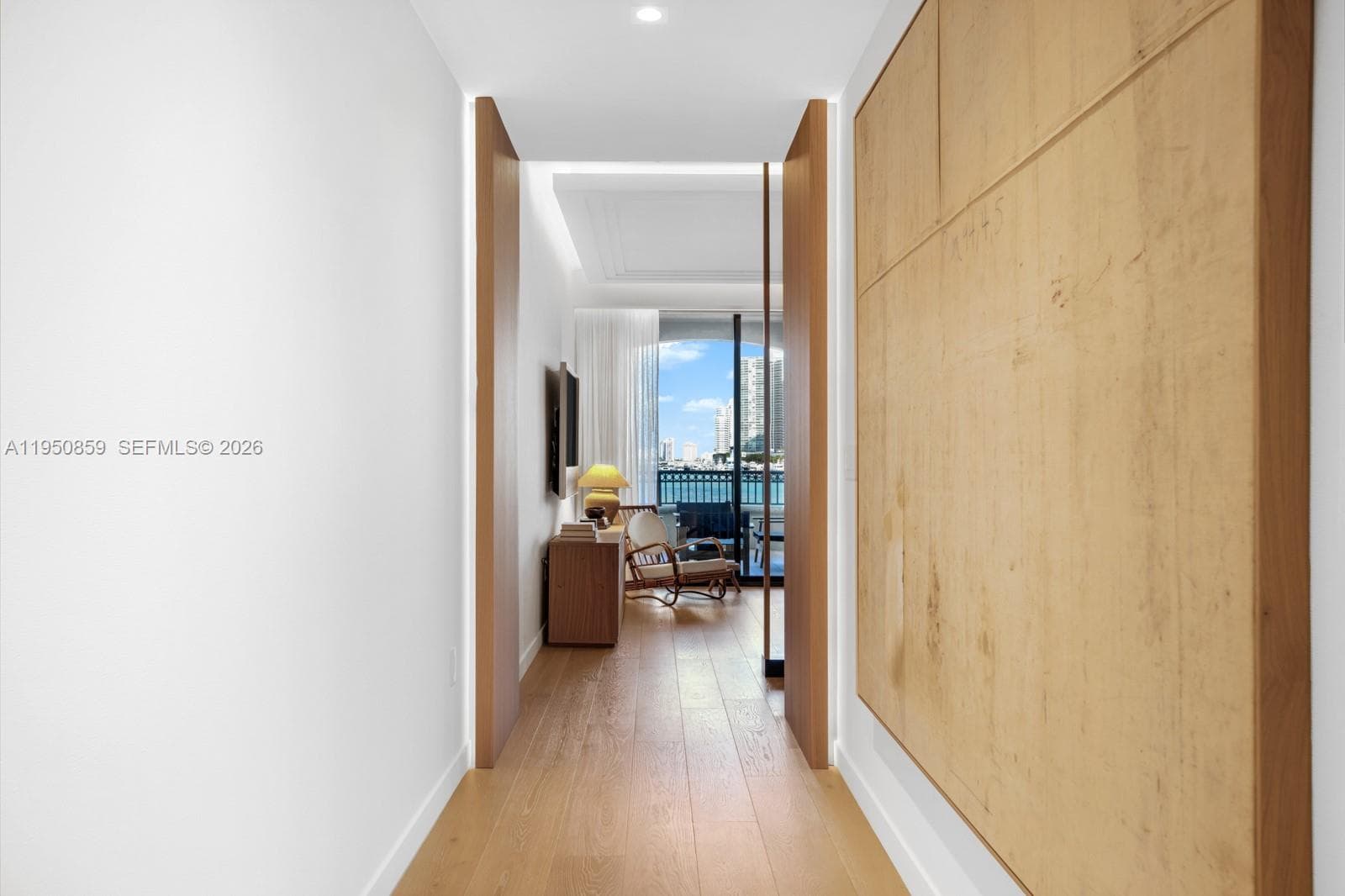 6800 Fisher Island Dr 6822 photo 19