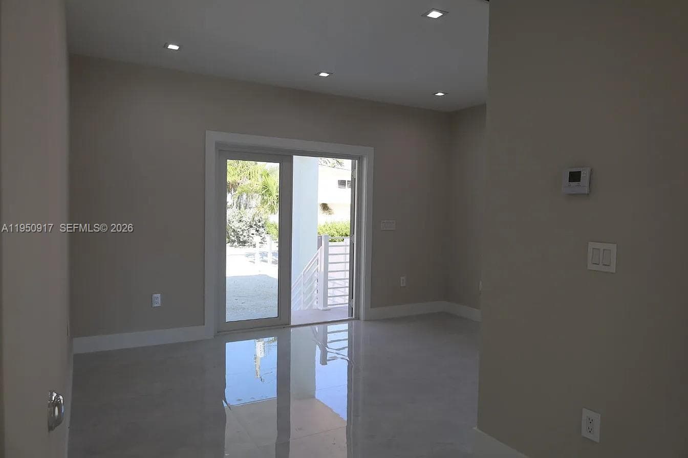115 Azalea St photo 10
