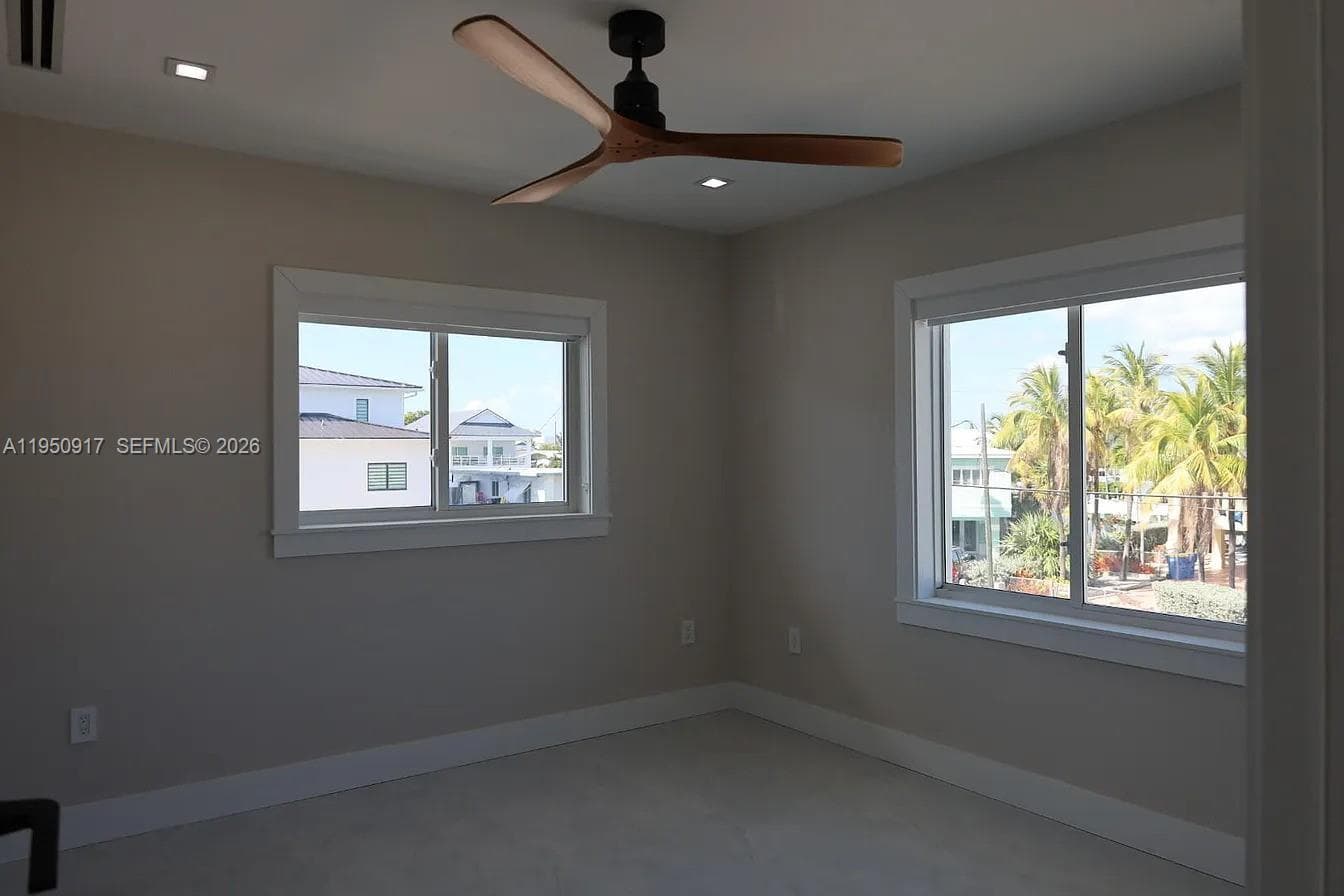 115 Azalea St photo 14