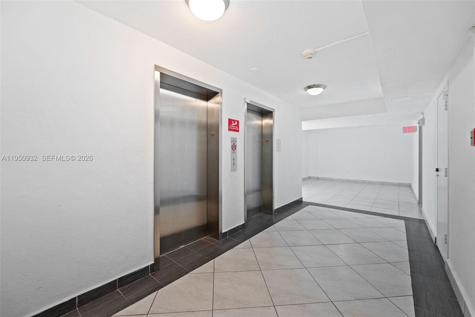 9273 Collins Ave 1102 photo 23
