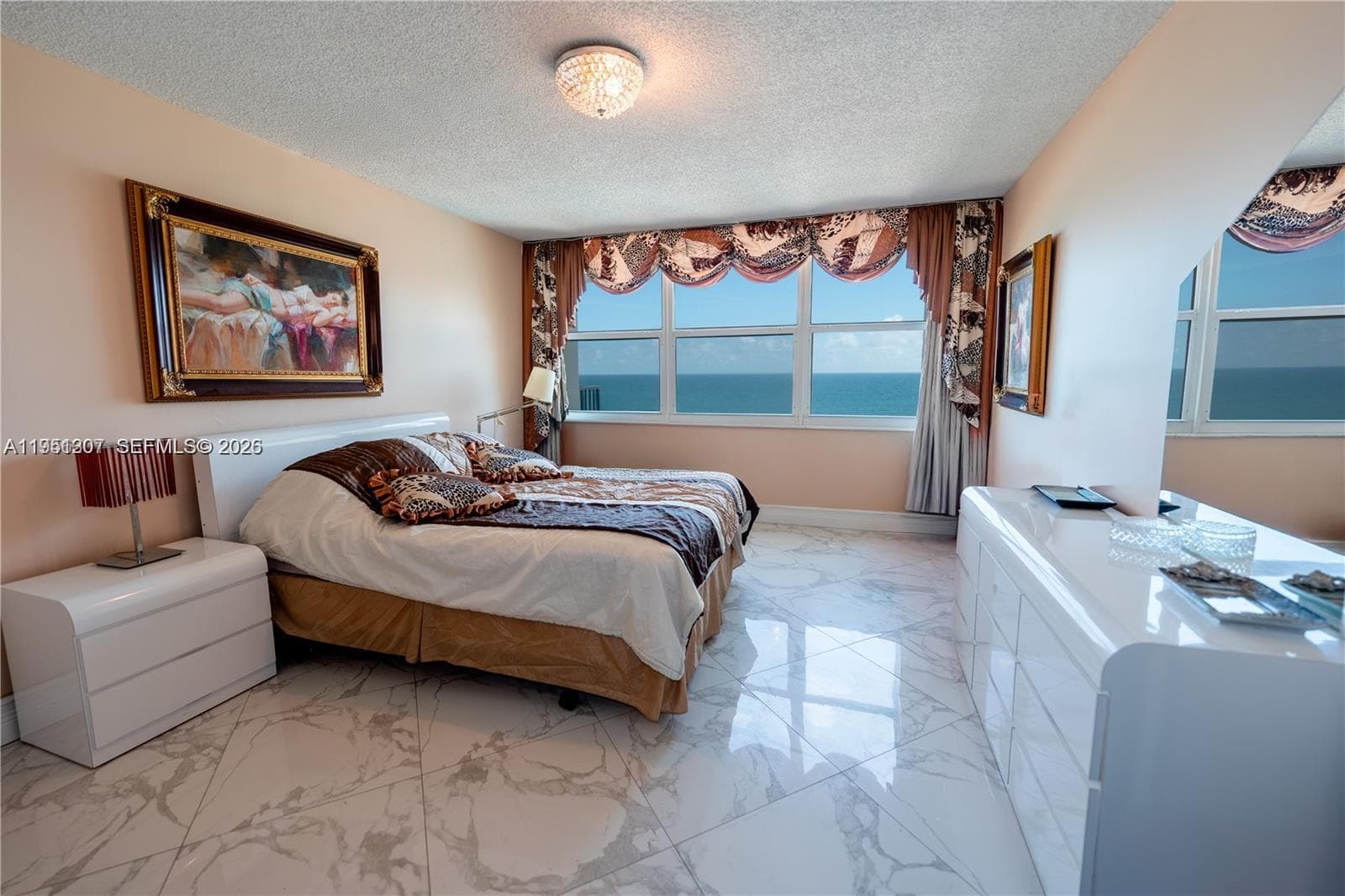 2201 S Ocean Dr 1002 photo 3