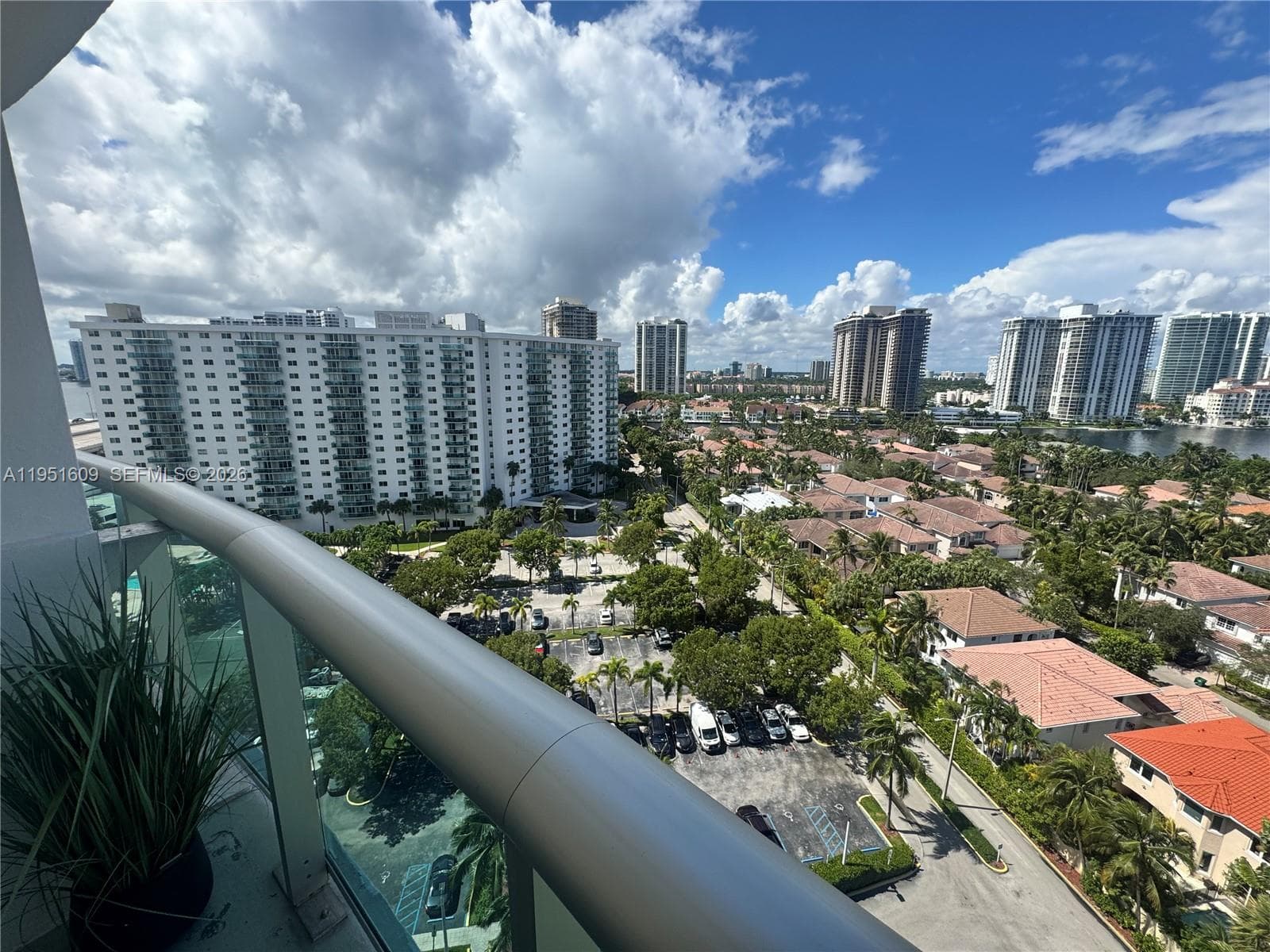 19370 Collins Ave 1520 photo 23
