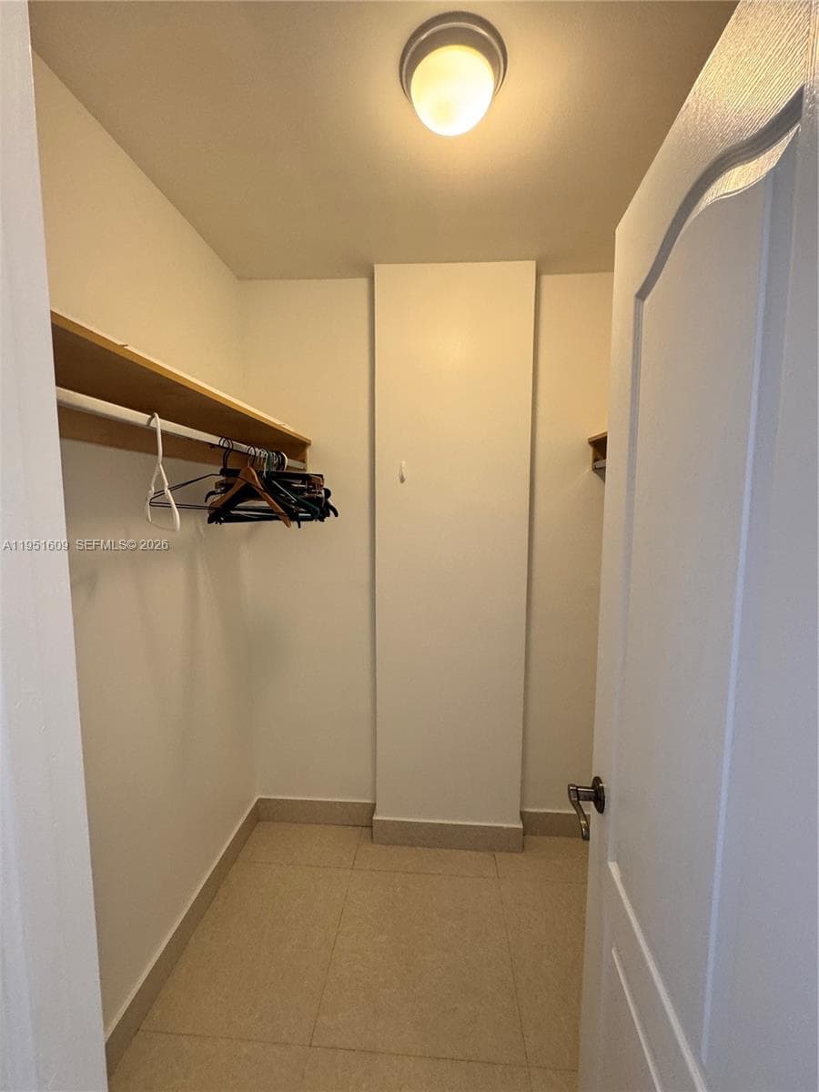 19370 Collins Ave 1520 photo 19