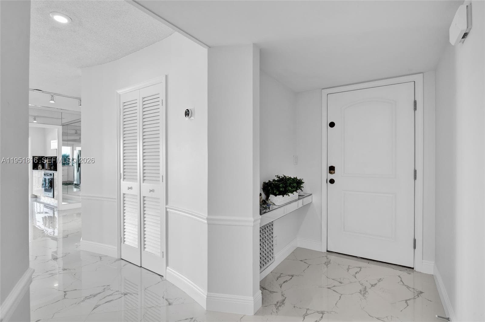 3101 NE 47th Ct 303 photo 5