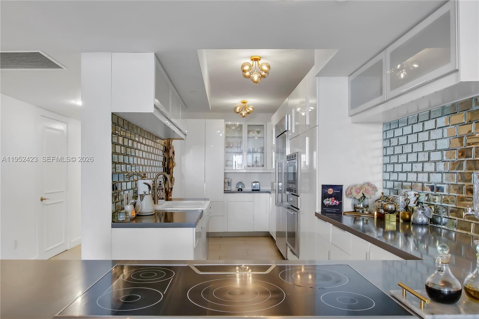 1800 Ocean Dr 2208 photo 12