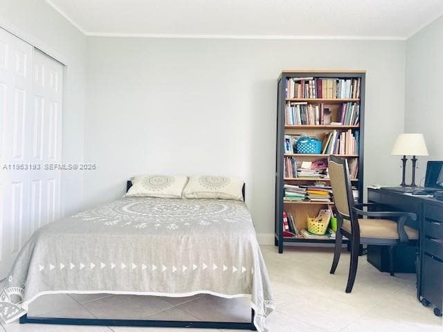 3675 N Country Club Dr 708 photo 7