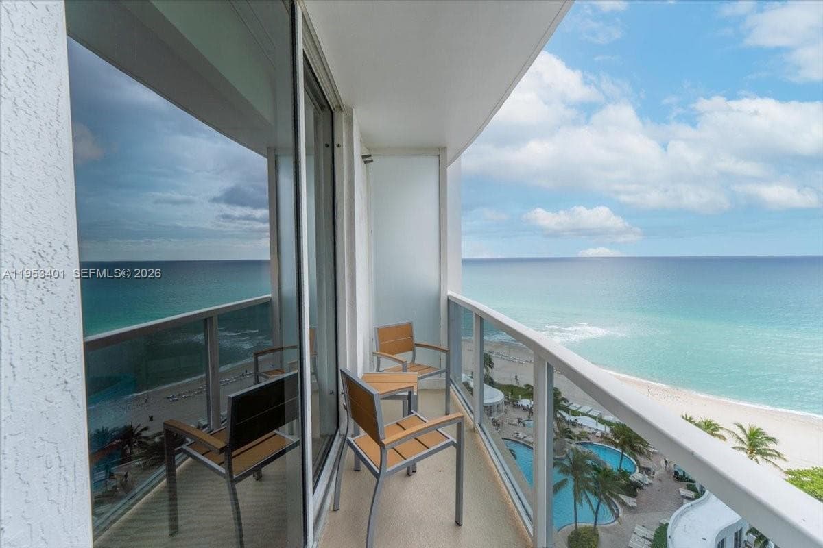 18001 Collins Ave 1111 photo 22