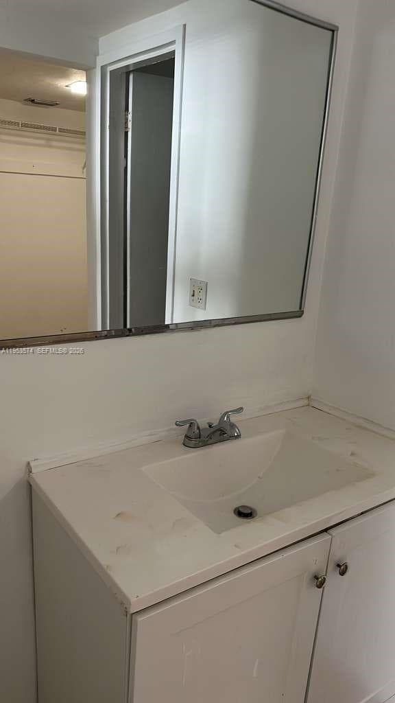 3660 NE 166TH ST 609 photo 15