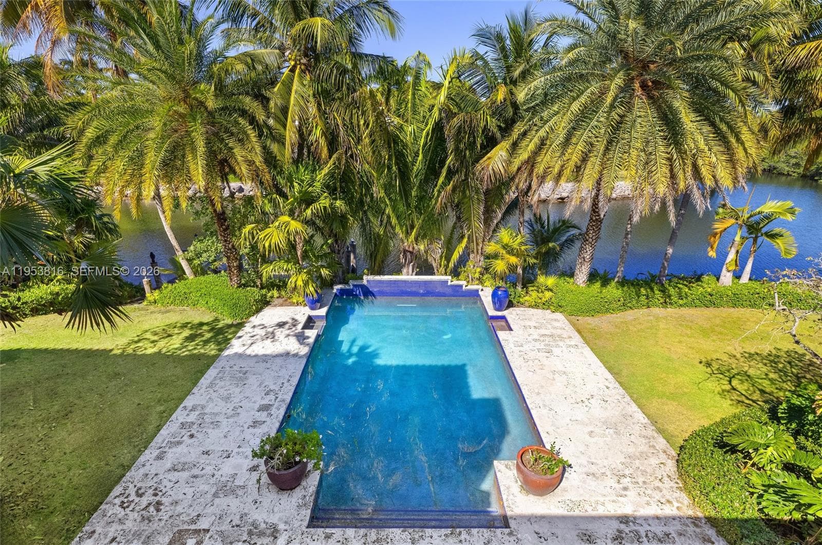 221 Casuarina Concourse photo 10