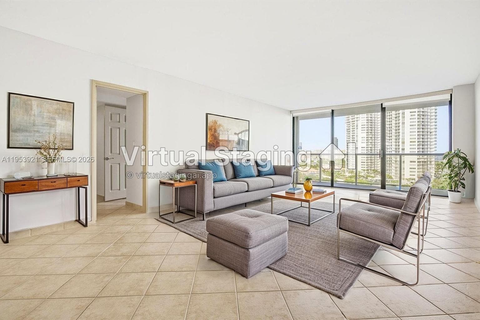 3731 N Country Club Dr 1421 photo 2