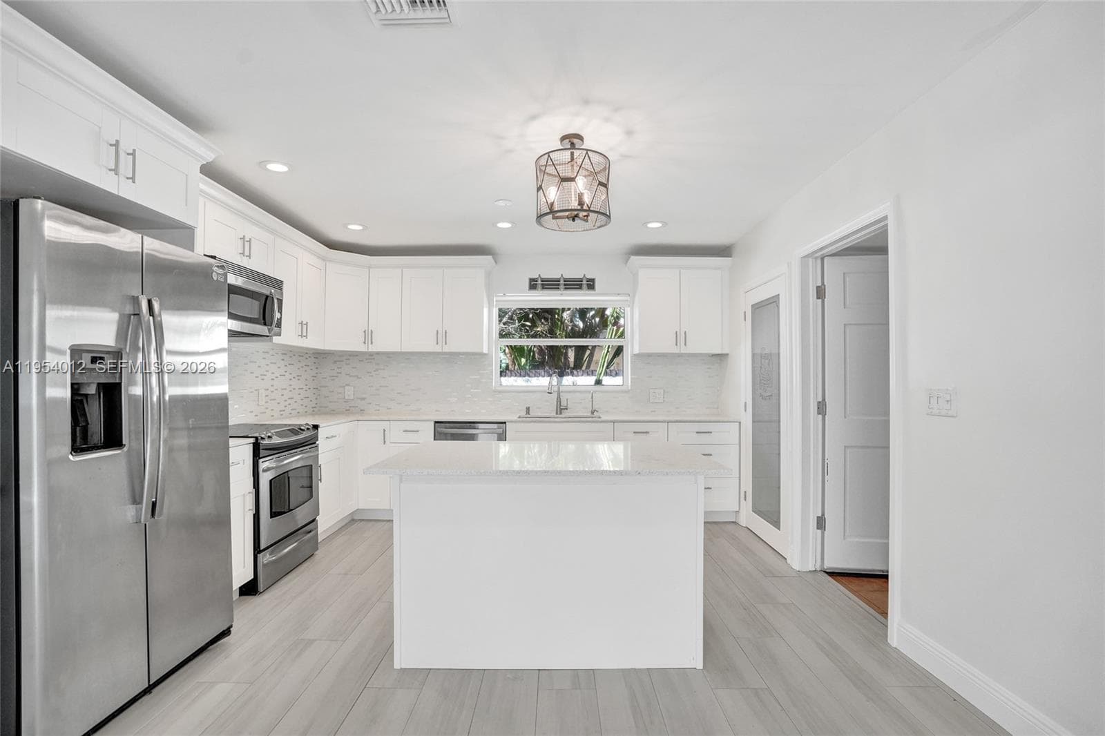 2724 10th St photo 17