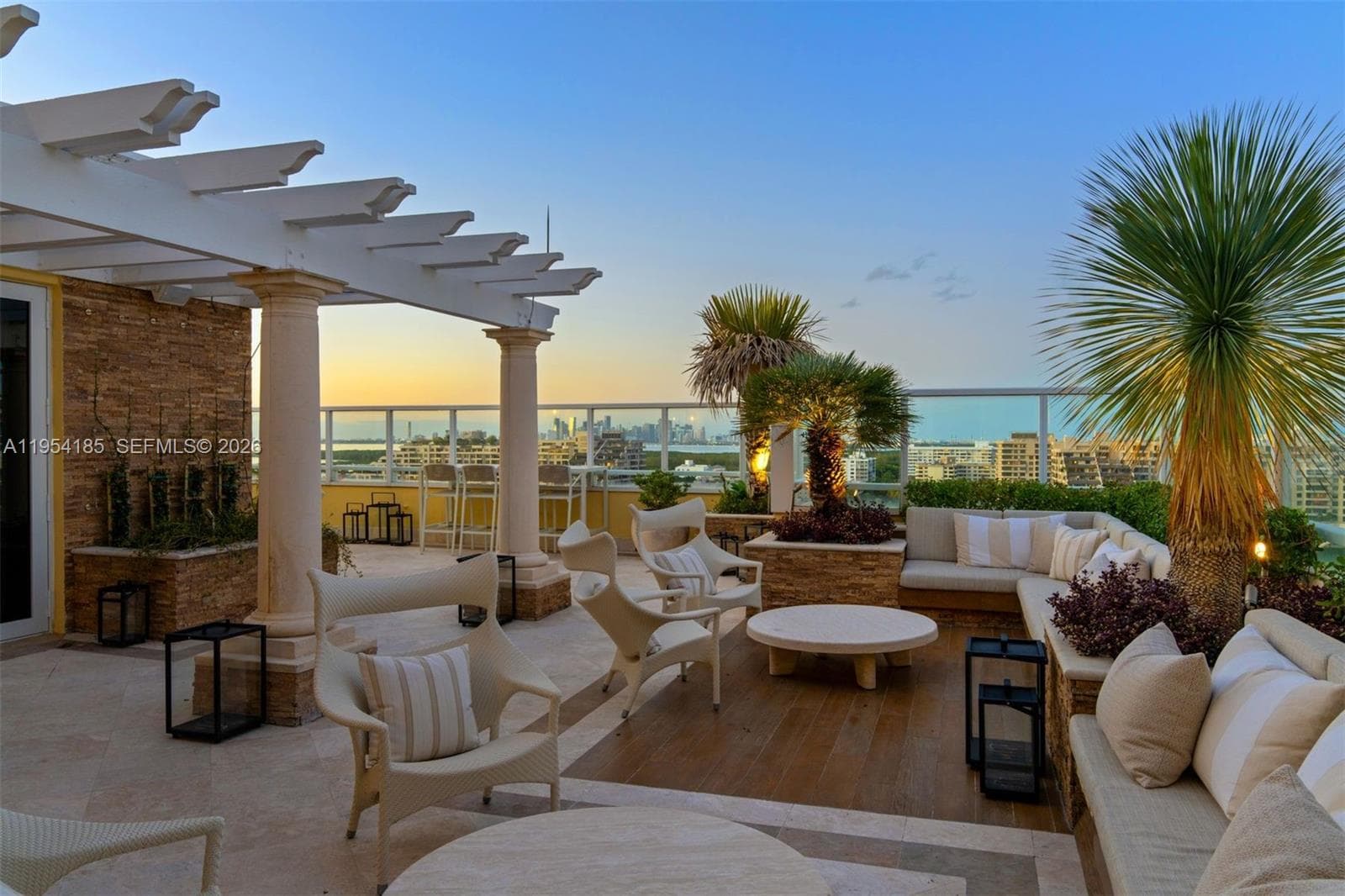445 Grand Bay Drive PH-1A photo 15