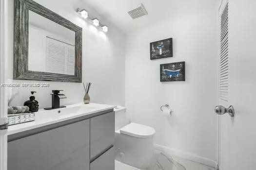 19195 NE 36th Ct 2302 photo 24