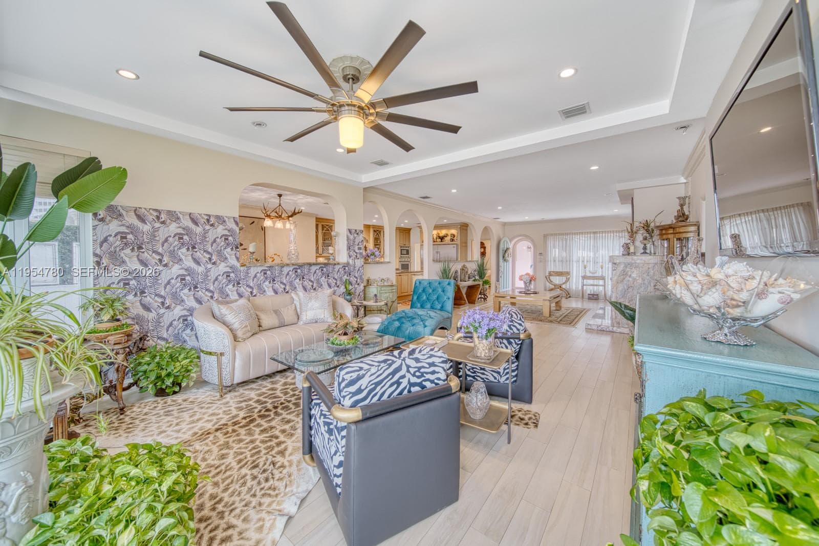 170 Hibiscus Dr photo 12
