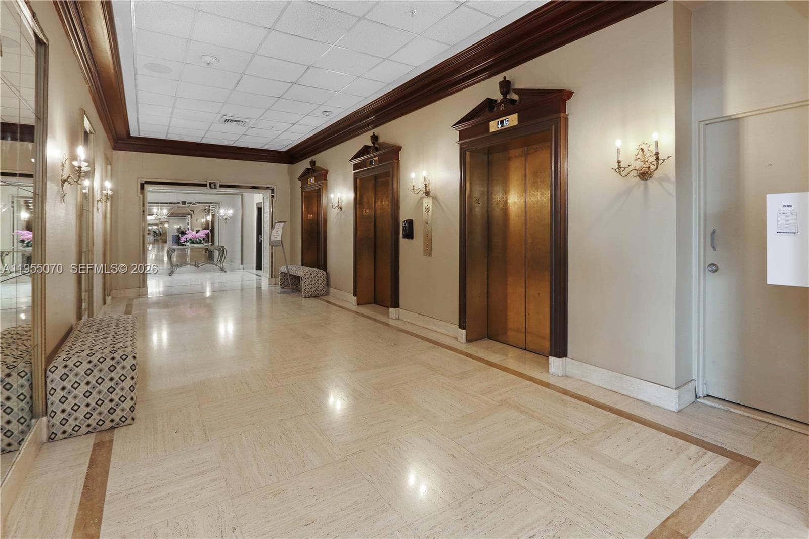 2030 Ocean Dr 727 photo 19