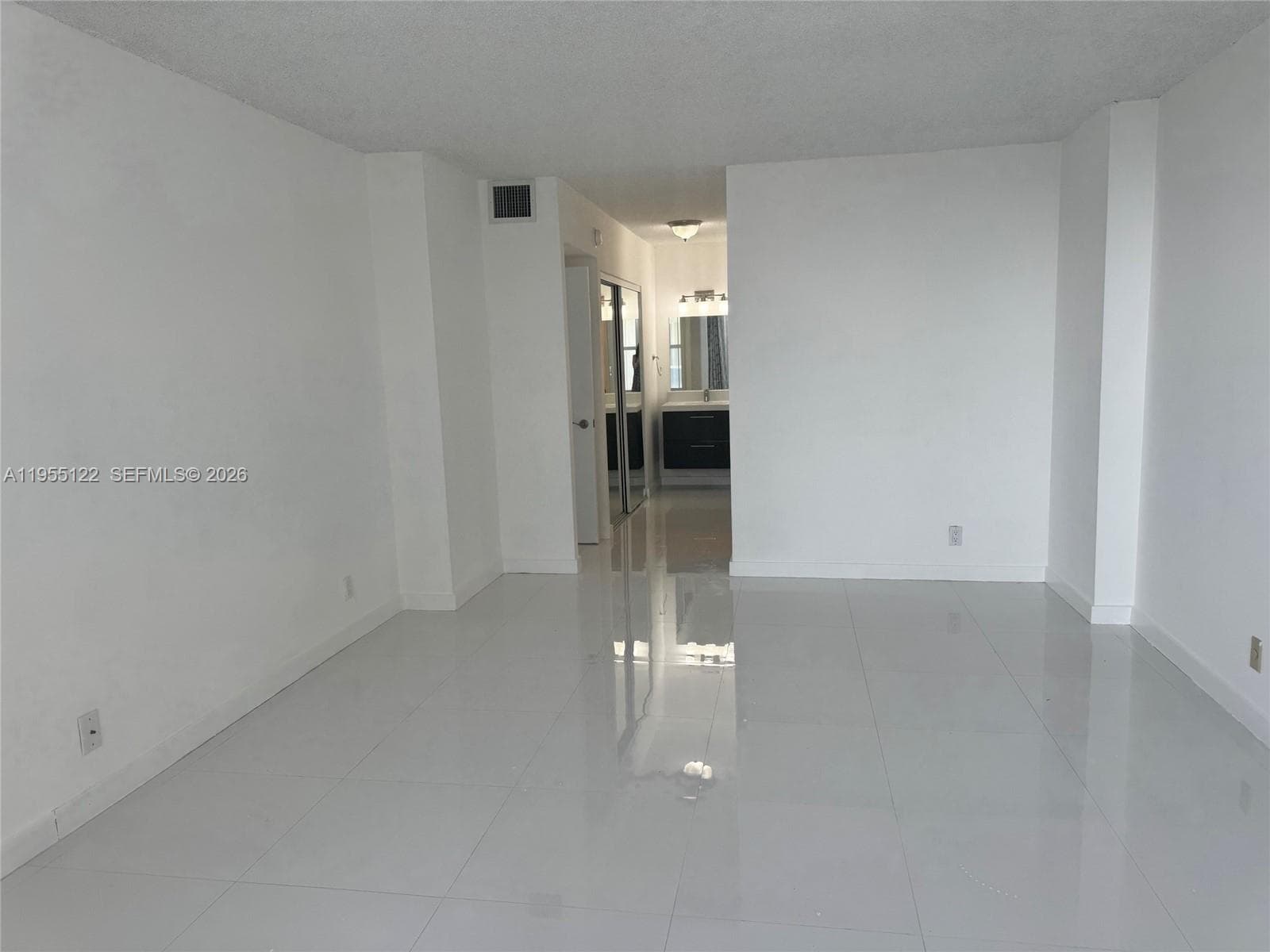 3800 S Ocean Dr 1725 photo 9