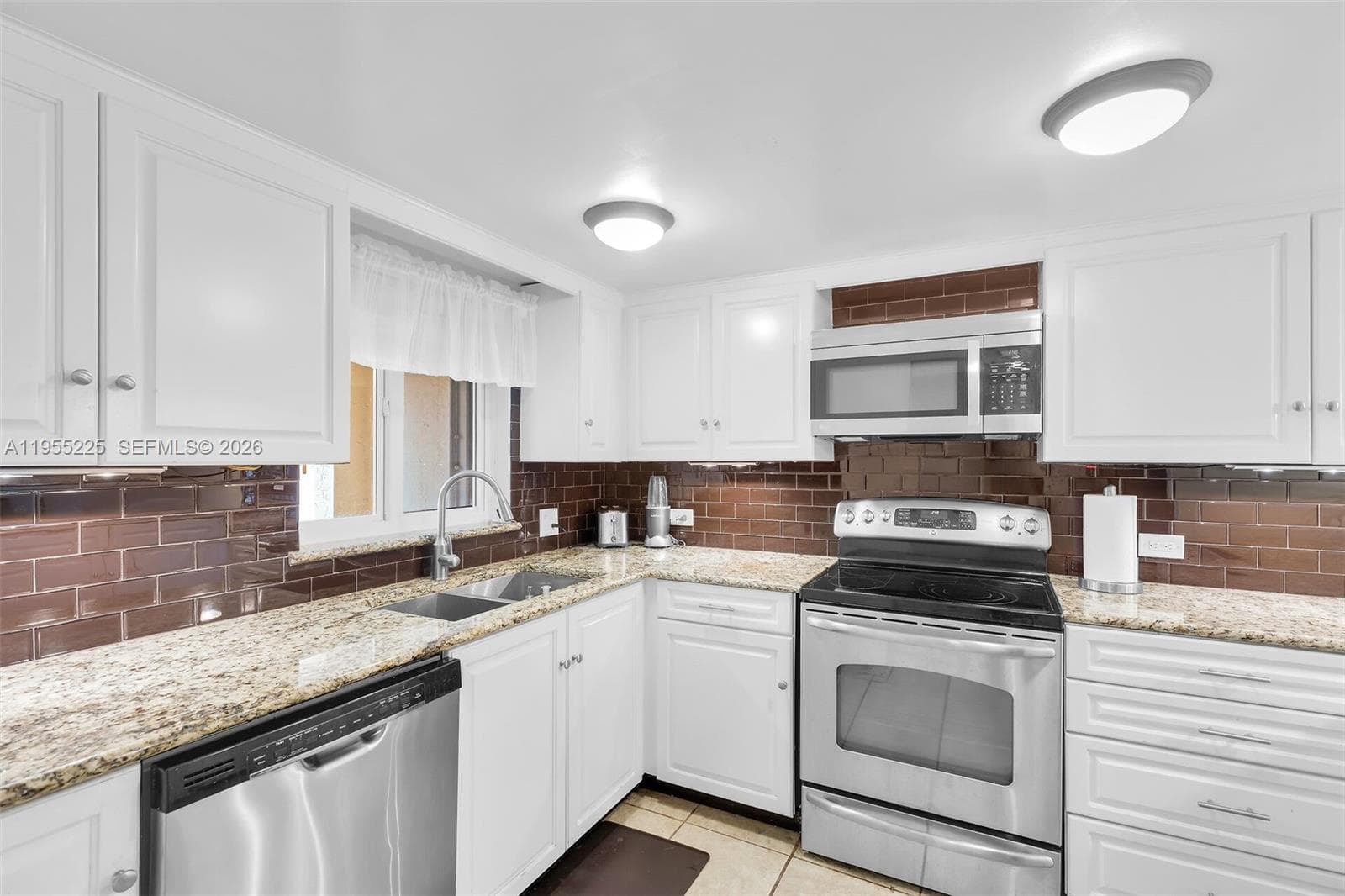 423 Sombrero Beach Rd 9 photo 18